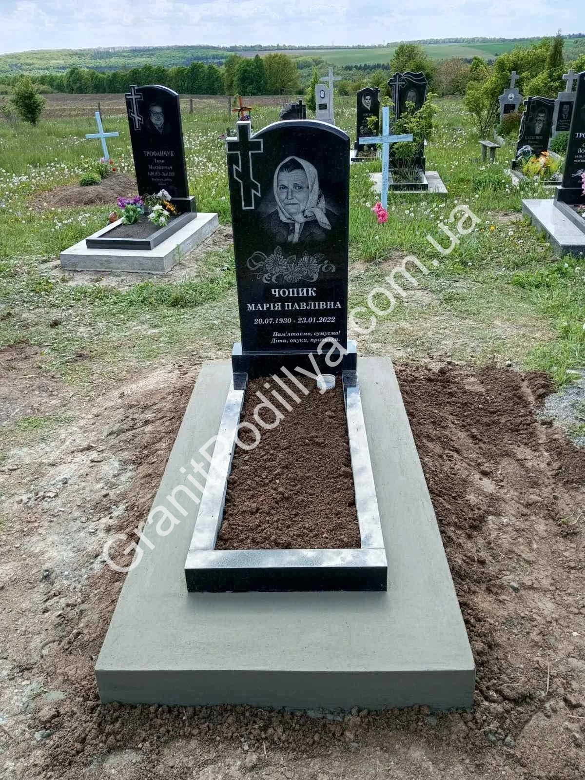 Подвійний пам'ятник з граніту - Кам'янець-Подільський | GranitPodillya